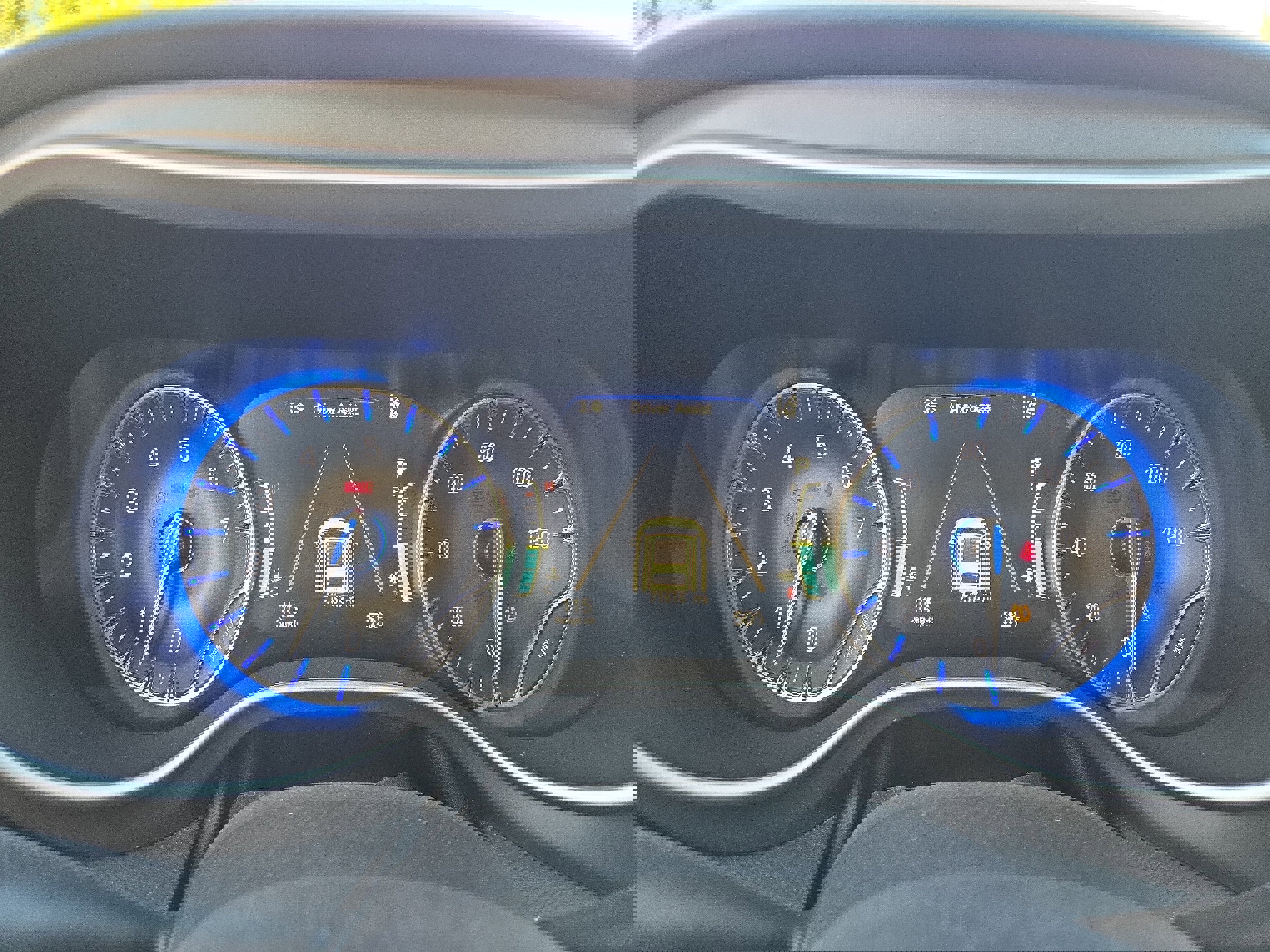 Certified 2023 Chrysler Pacifica Touring-L image 16