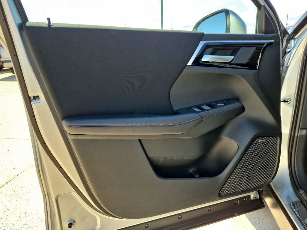 Used 2025 Mitsubishi Outlander ES image 20