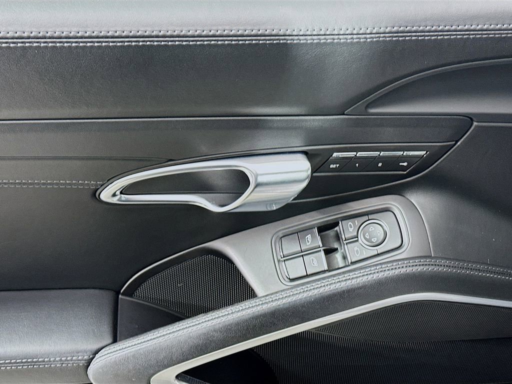 Used 2019 Porsche 911 Turbo image 20