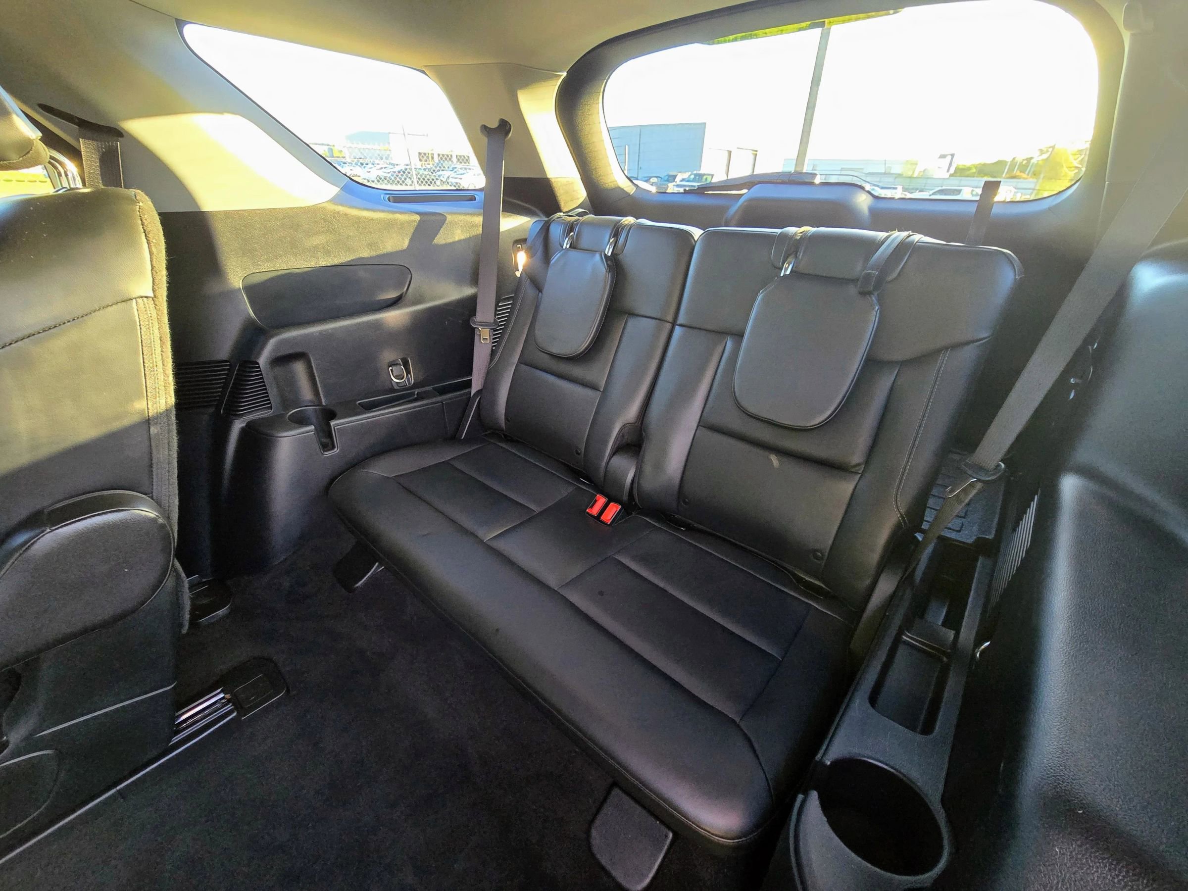 Used 2022 Ford Explorer XLT w/ Equipment Group 202A image 15