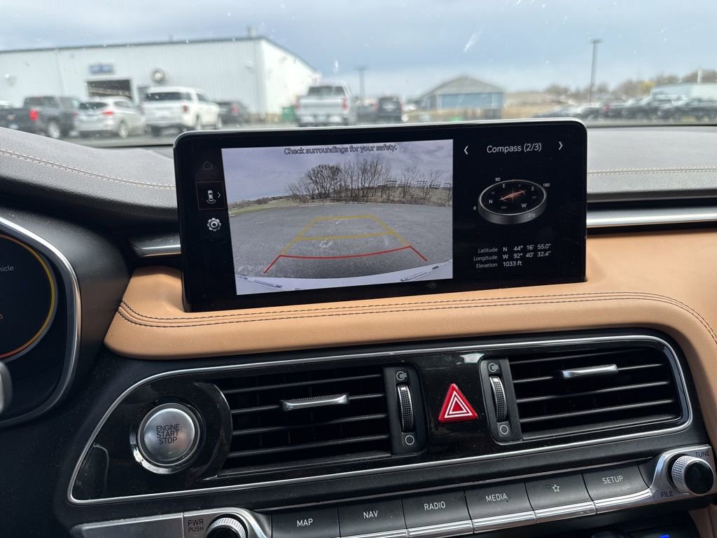 Used 2022 Genesis G70 3.3T image 9