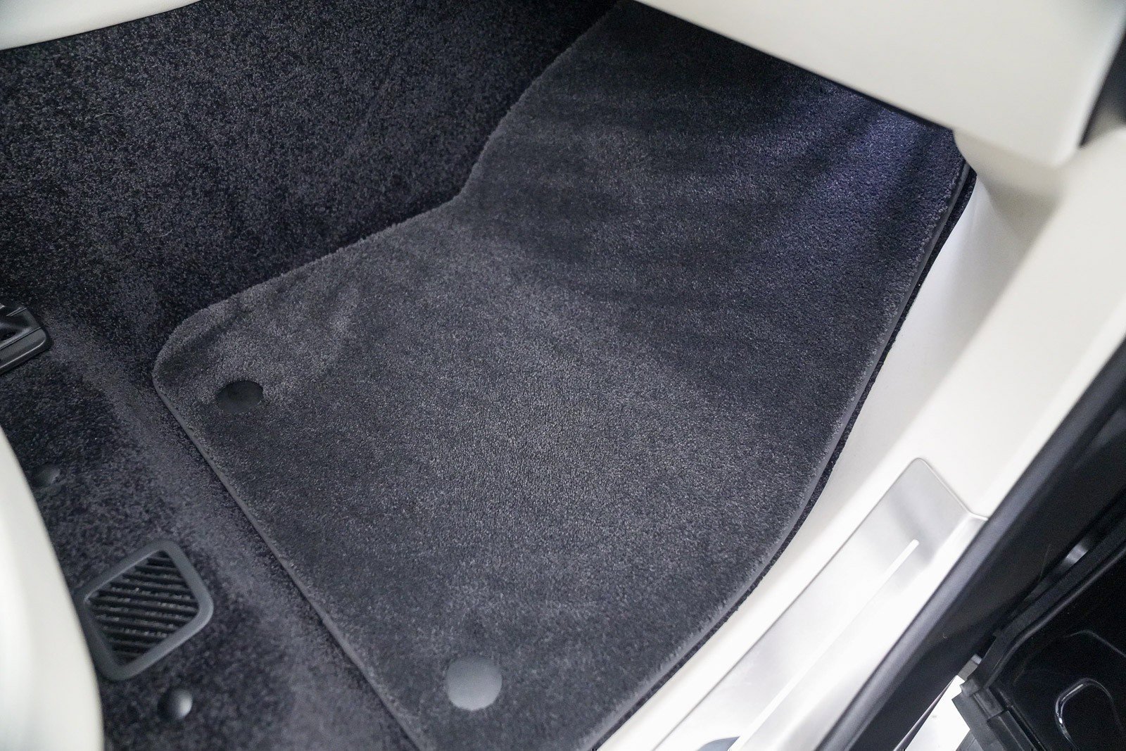 Used 2023 Land Rover Range Rover SE image 30