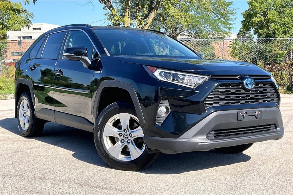 Used 2021 Toyota RAV4 XLE w/ Convenience Package