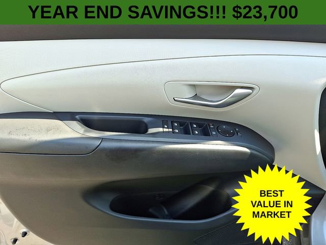 Used 2025 Hyundai Tucson SE image 14