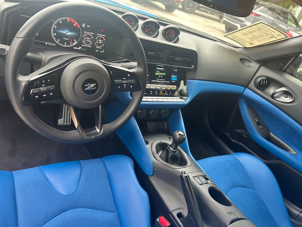 Used 2024 Nissan Z Performance w/ Floor Mat Package image 9