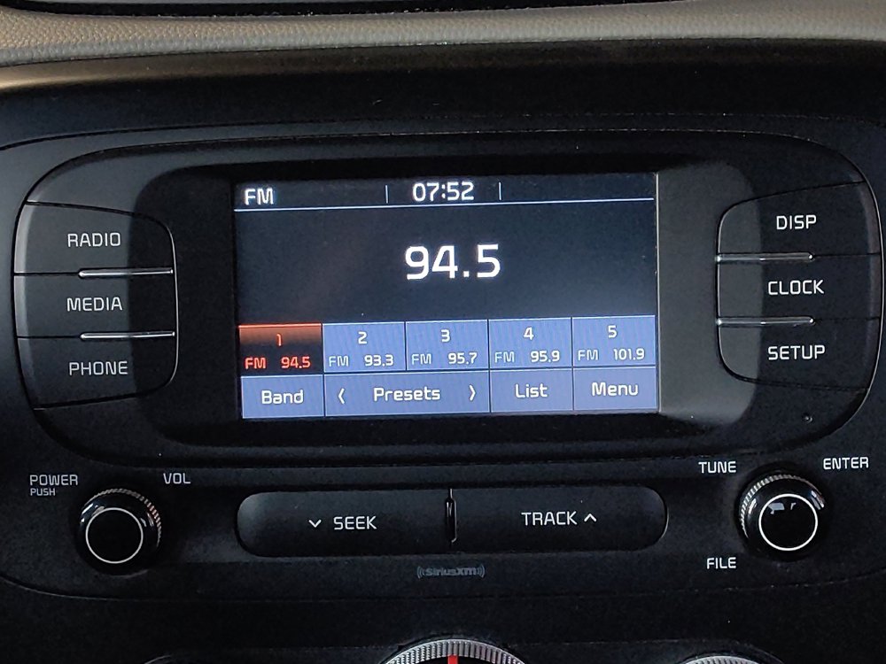 Used 2019 Kia Soul FWD image 25