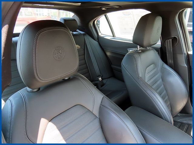 Used 2021 Alfa Romeo Giulia Ti Sport AWD/4WD image 9