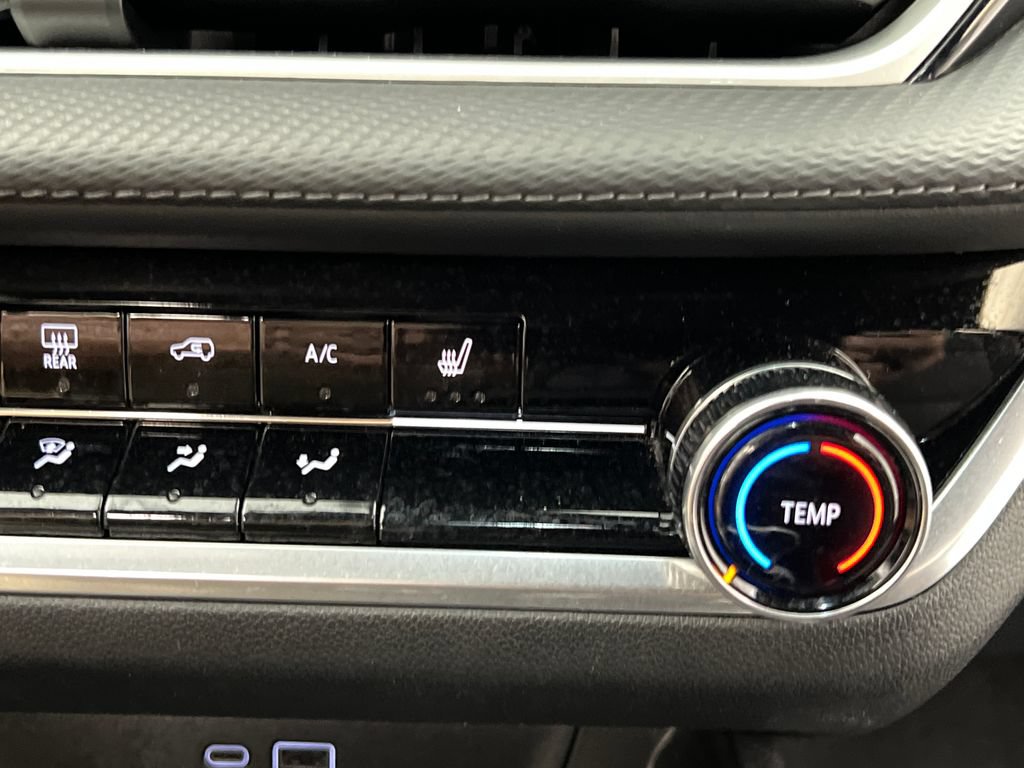 Used 2026 Chevrolet Equinox LT AWD/4WD image 54