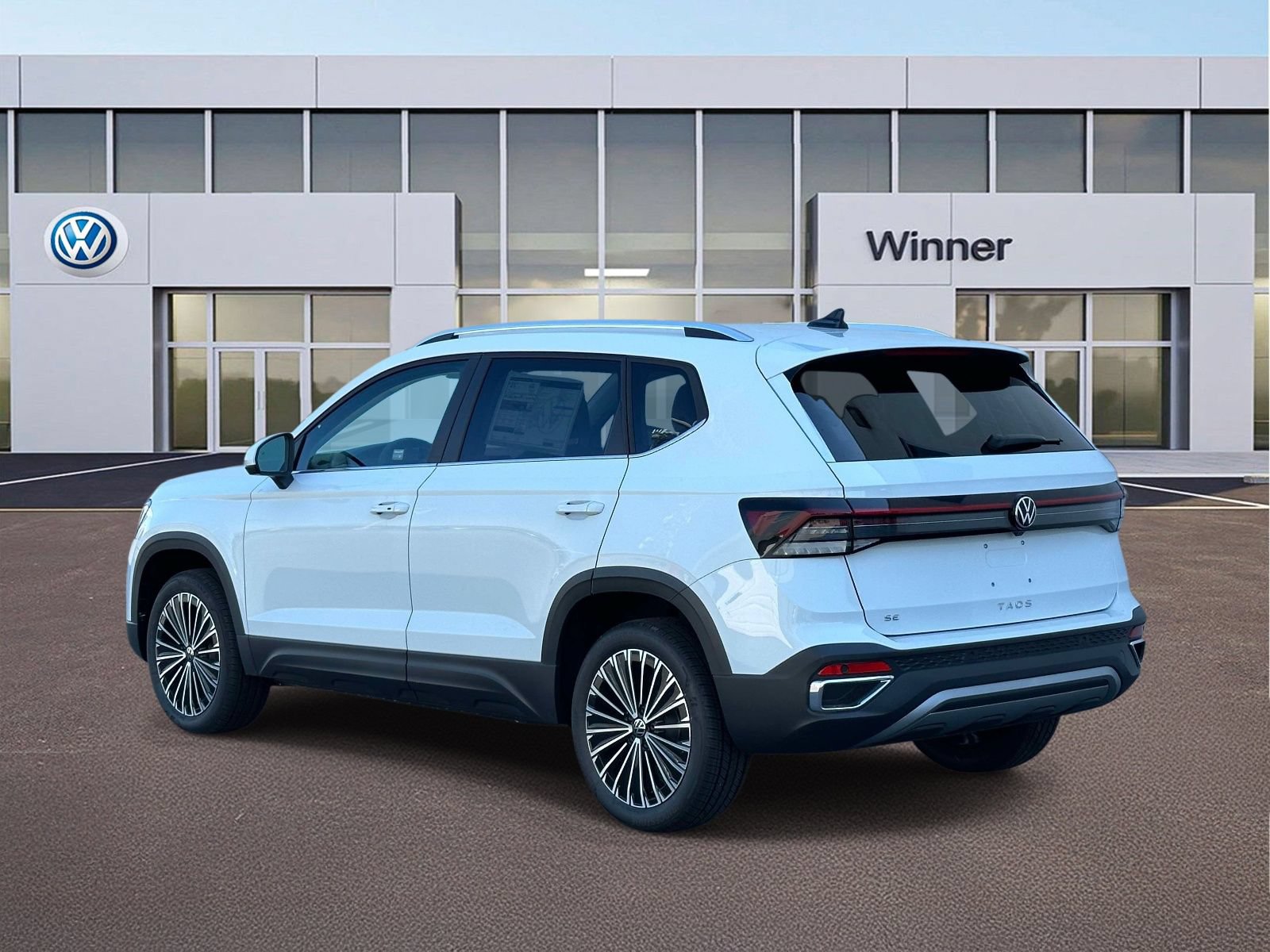 New 2026 Volkswagen Taos SE FWD image 3