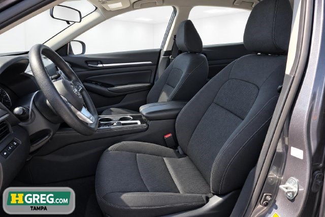 Used 2023 Nissan Altima 2.5 SV FWD image 10