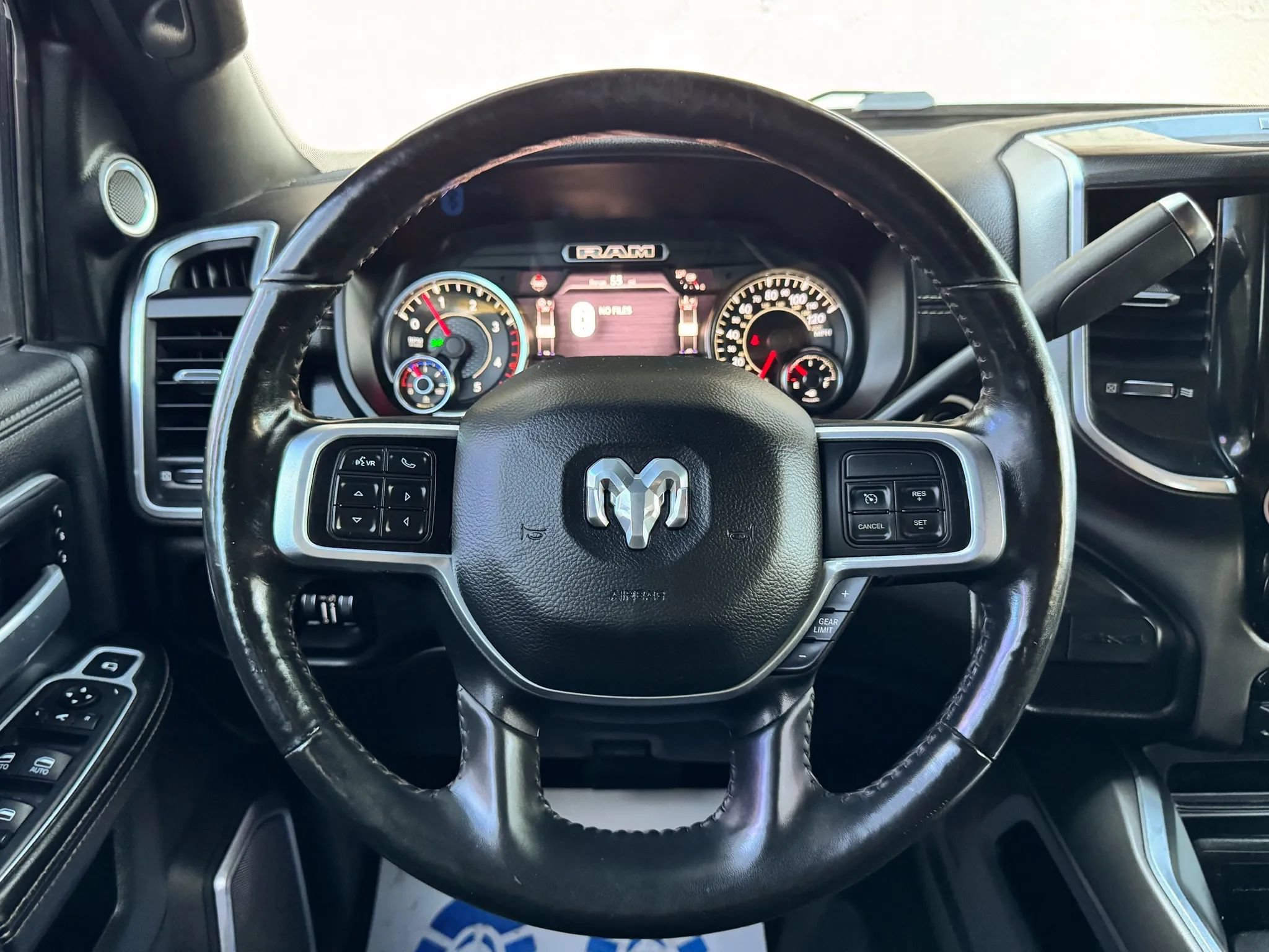 Used 2020 RAM 3500 Laramie AWD/4WD image 41