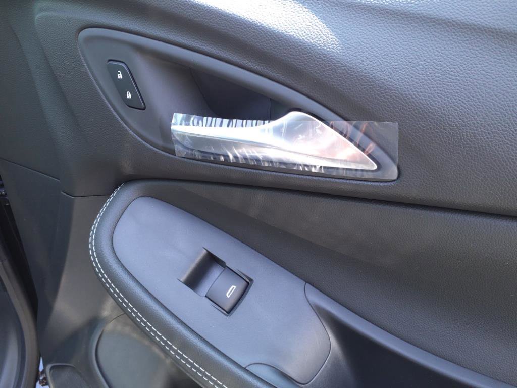 Certified 2024 Buick Encore GX Avenir w/ Avenir Technology Package image 9