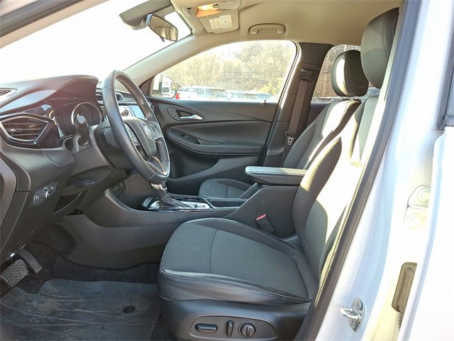 Used 2021 Buick Encore GX Select w/ Sport Touring Package image 13