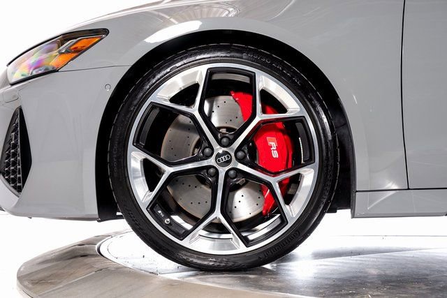 Used 2025 Audi RS 7 Performance image 13