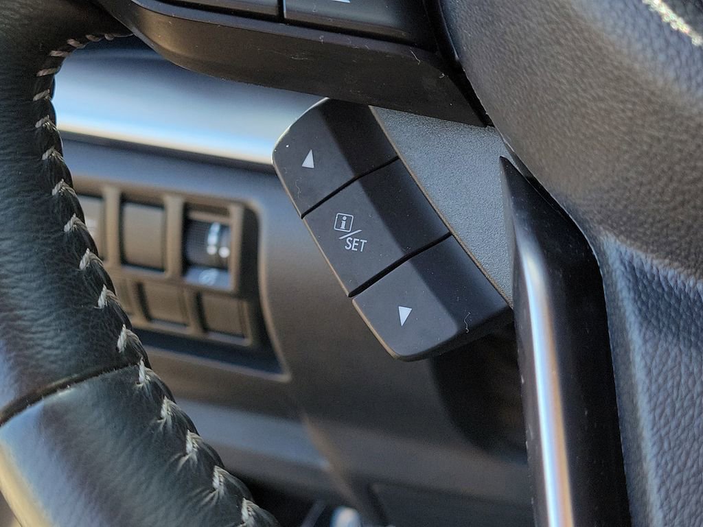 Certified 2023 Subaru Forester Premium image 33