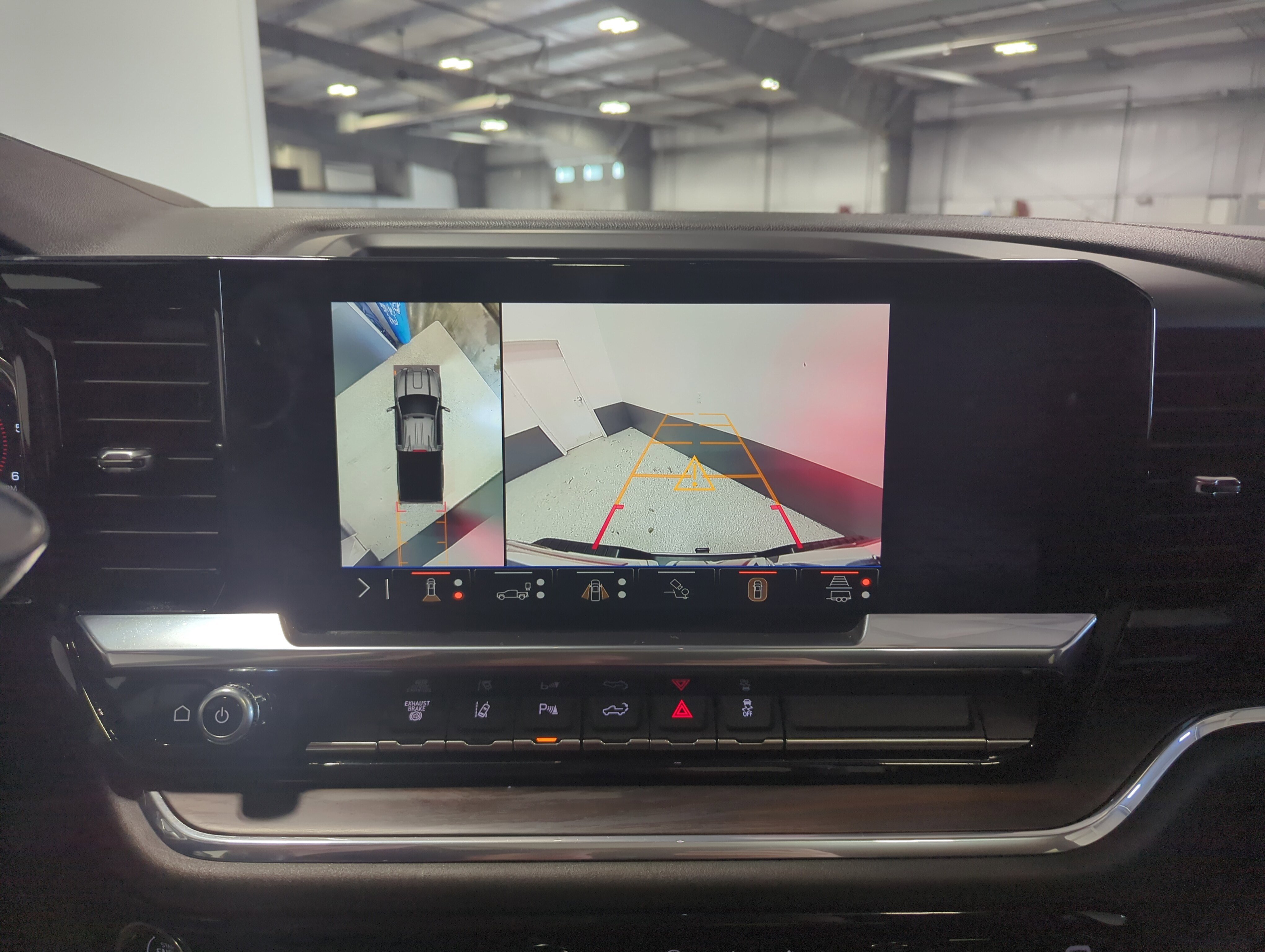 Used 2024 GMC Sierra 2500 SLT w/ SLT Premium Package image 21