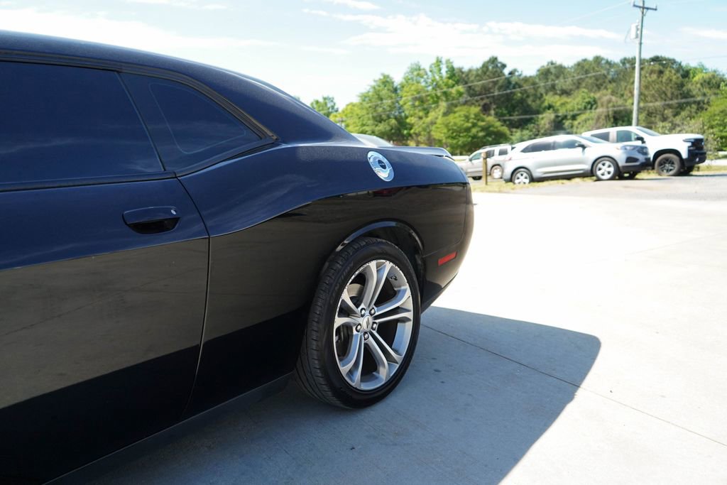Used 2022 Dodge Challenger R/T image 21