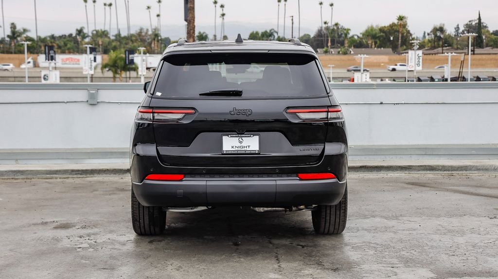 New 2025 Jeep Grand Cherokee L Limited w/ Black Appearance Package image 8