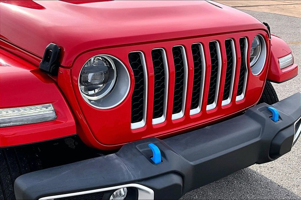 Used 2023 Jeep Wrangler Unlimited Sahara image 28