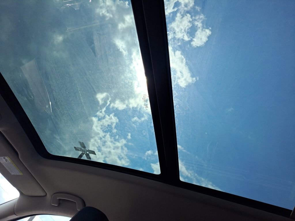 New 2026 Volkswagen Atlas SE image 24