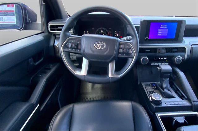 Certified 2025 Toyota 4Runner SR5 AWD/4WD image 6