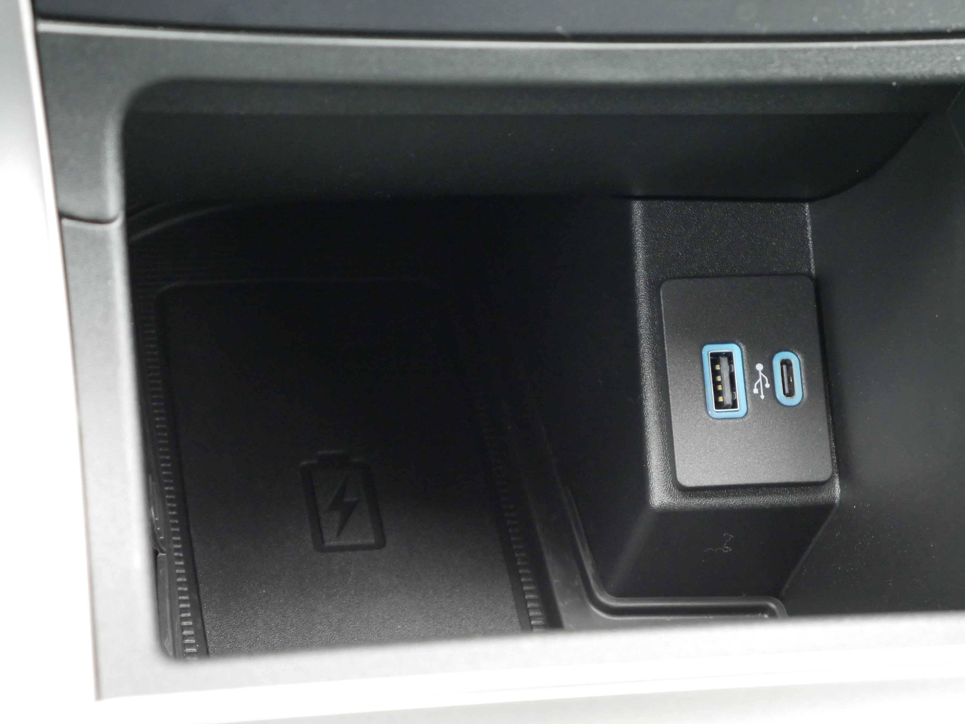 Certified 2024 Ford Edge SEL w/ Convenience Package image 15