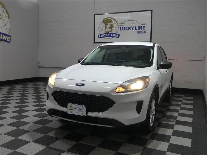 Used 2022 Ford Escape SE w/ Cold Weather Package AWD/4WD image 4