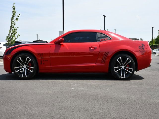 Used 2010 Chevrolet Camaro LT w/ RS Package RWD image 4
