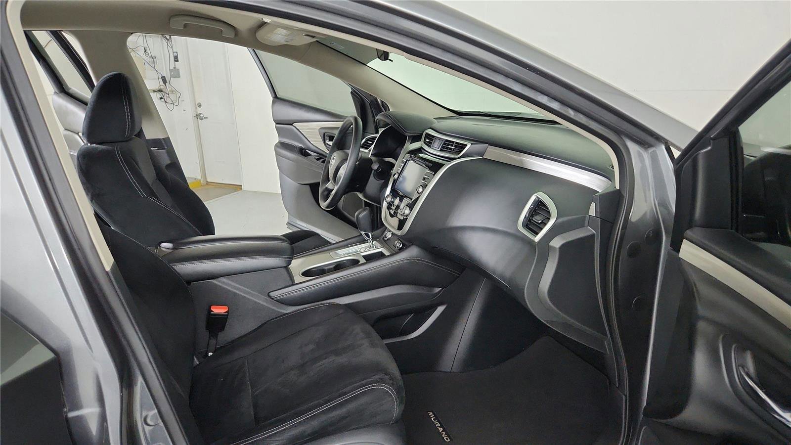 Used 2018 Nissan Murano S image 20