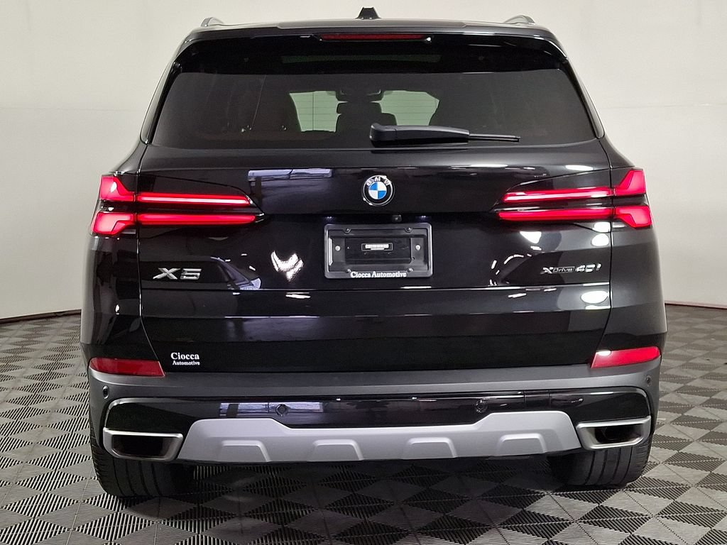 Certified 2024 BMW X5 xDrive40i w/ Premium Package AWD/4WD image 8