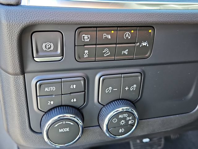 New 2026 Chevrolet Tahoe Z71 w/ Comfort Package AWD/4WD image 25