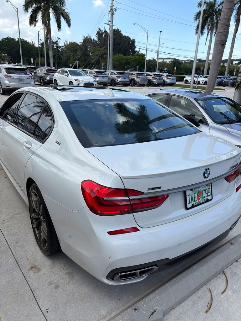 Used 2019 BMW M760i xDrive AWD/4WD image 5