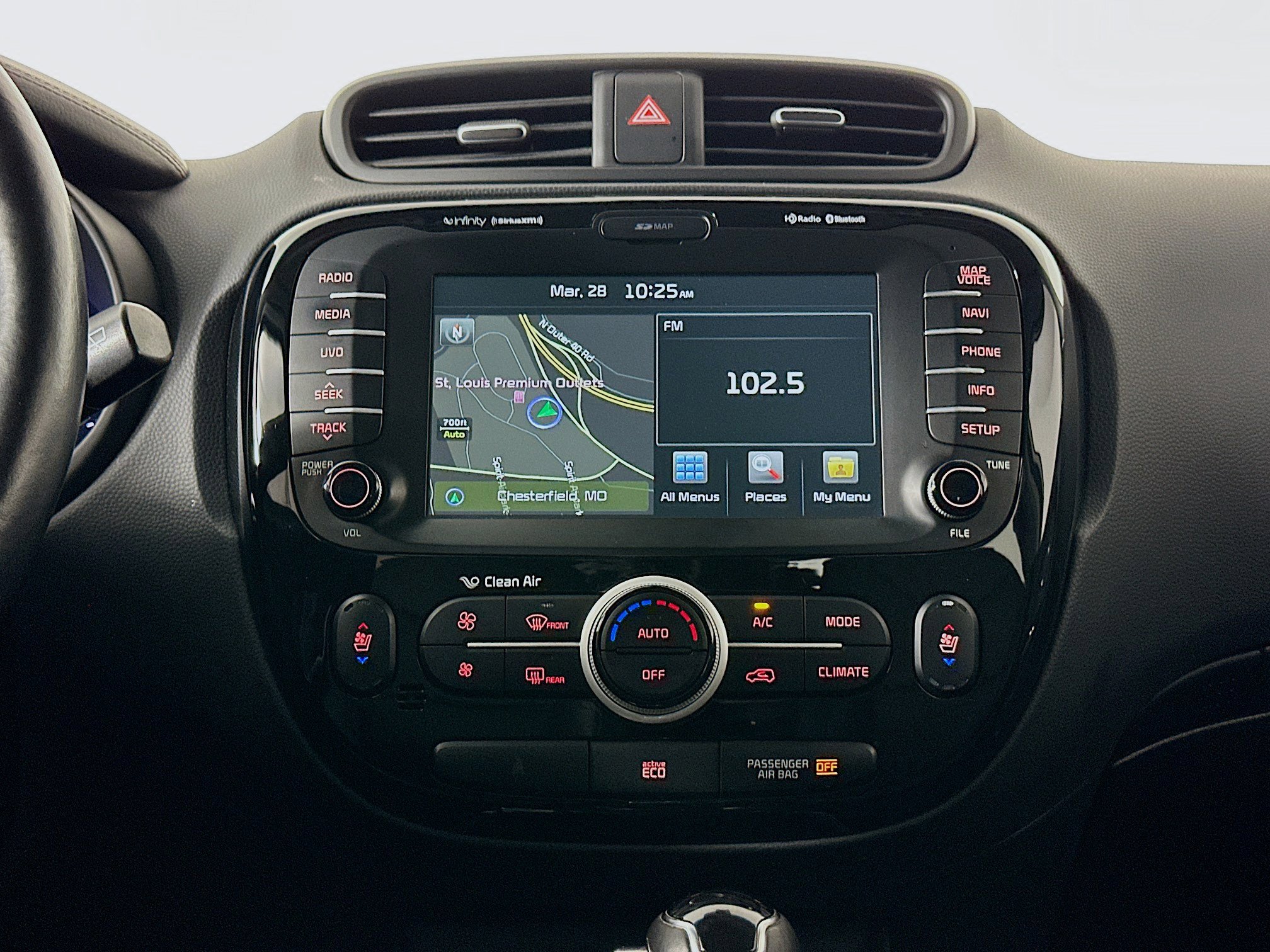 Used 2016 Kia Soul ! w/ Premium Package image 19