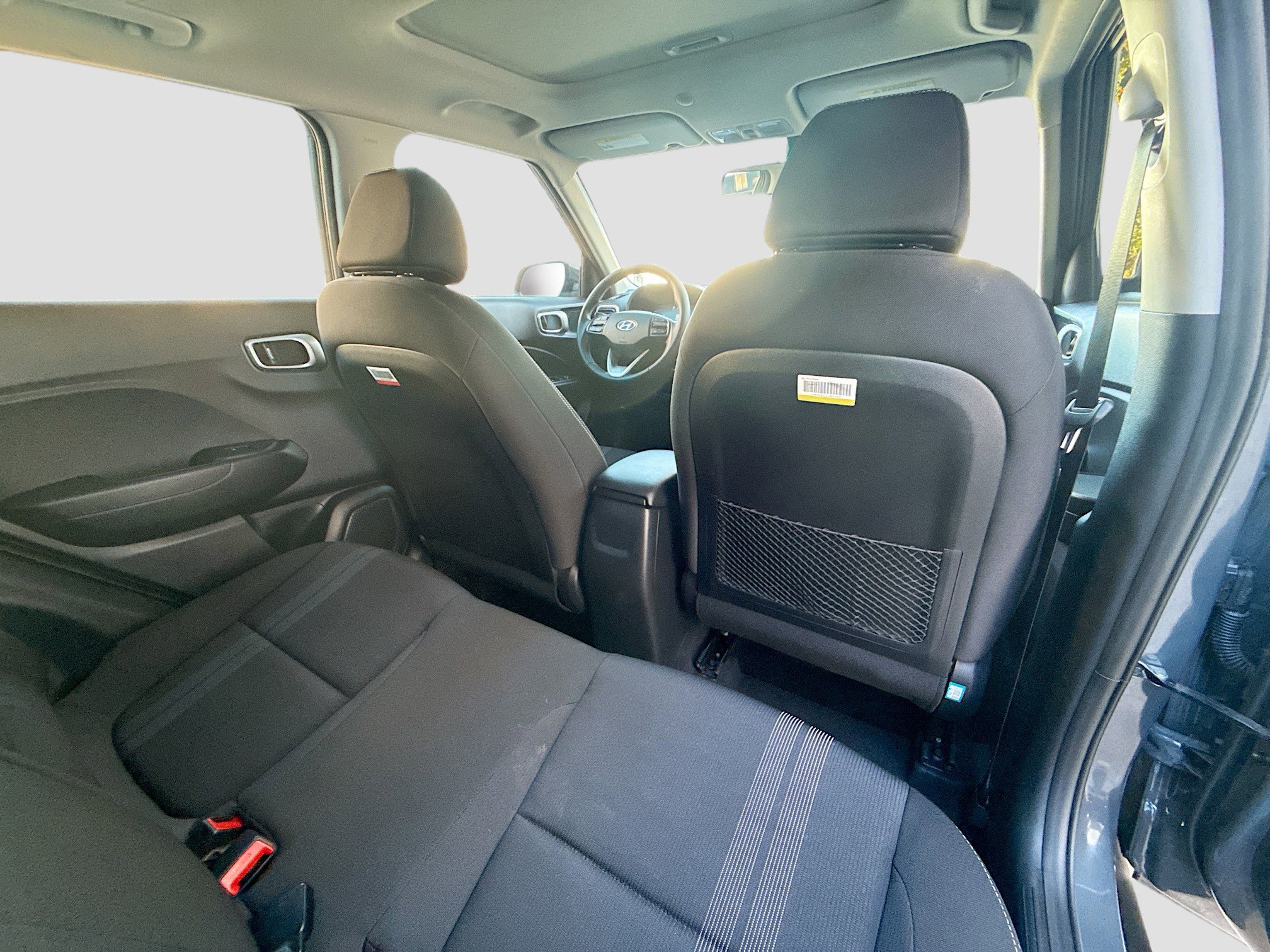 Used 2023 Hyundai Venue SEL image 27