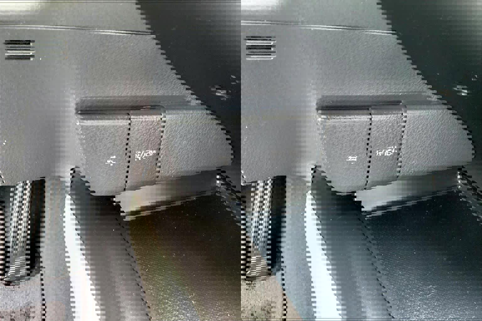 Used 2024 Toyota Camry LE image 31