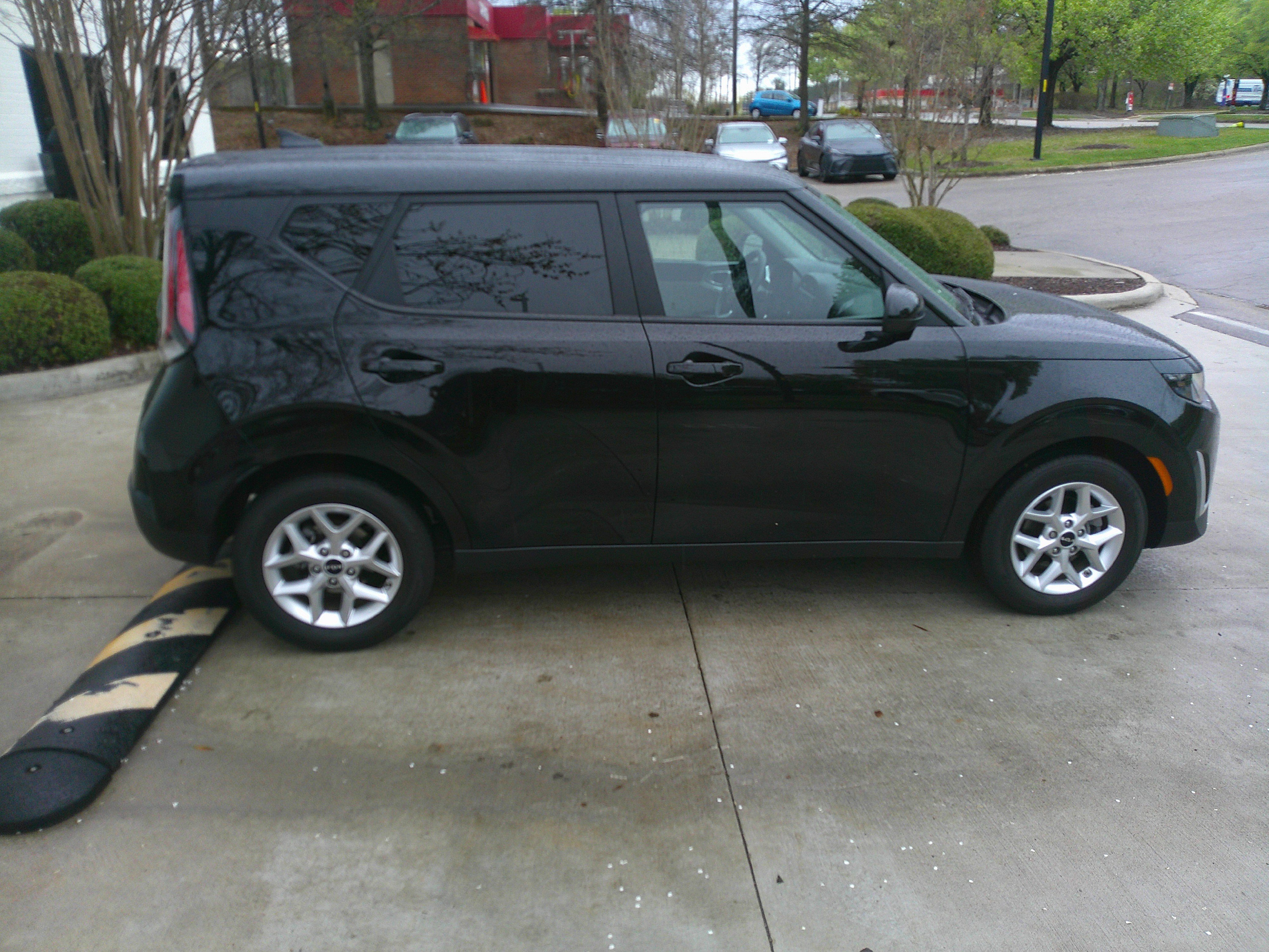 Used 2025 Kia Soul LX w/ LX Technology Package image 18