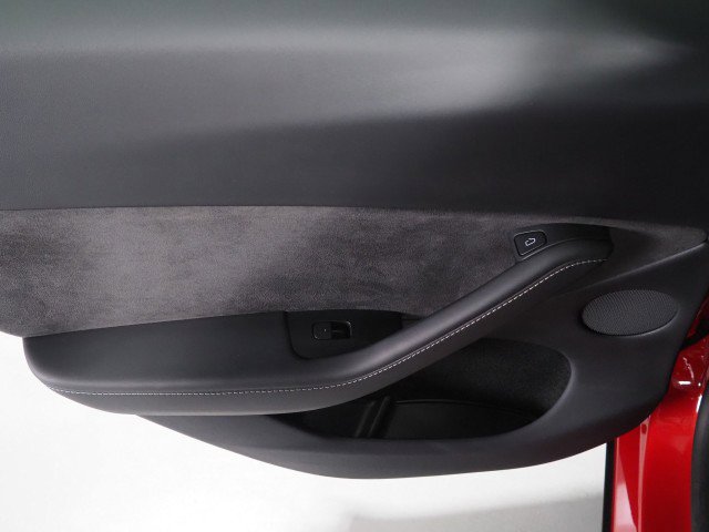 Used 2023 Tesla Model Y Long Range image 57