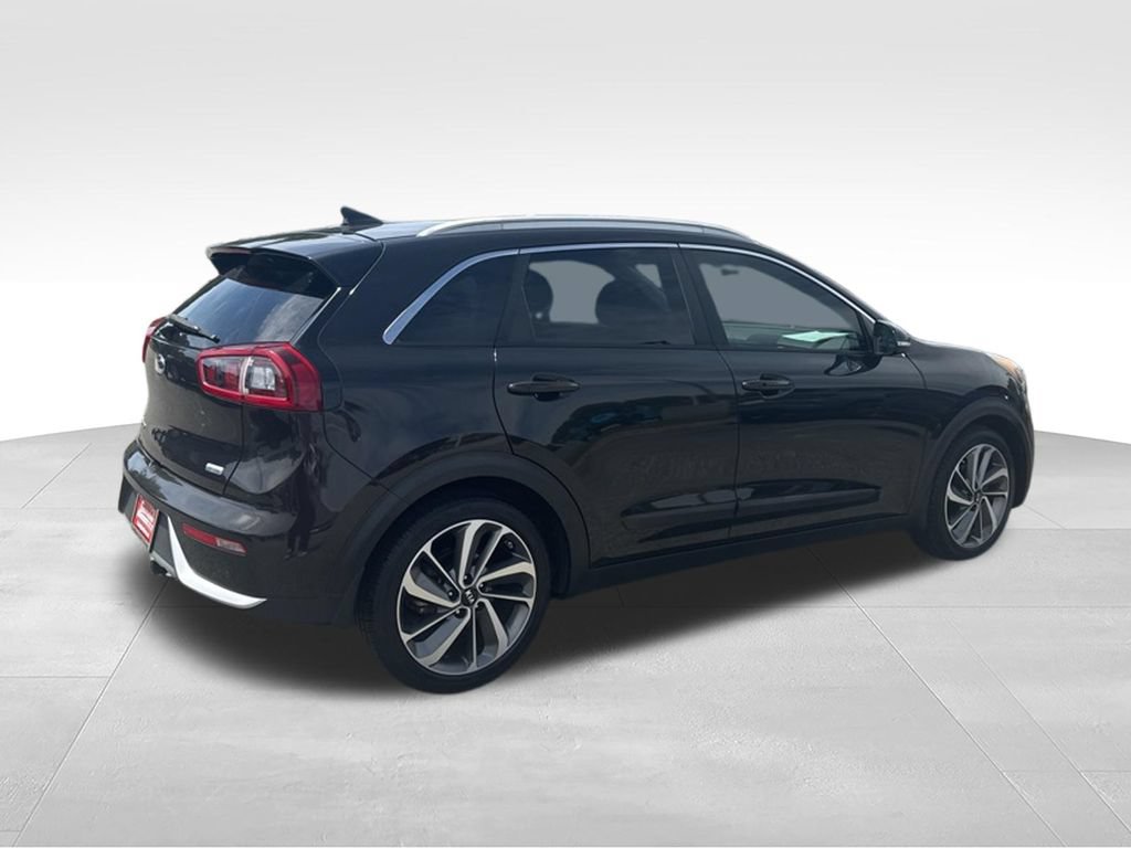 Used 2017 Kia Niro Touring w/ Advanced Technology Package FWD image 4