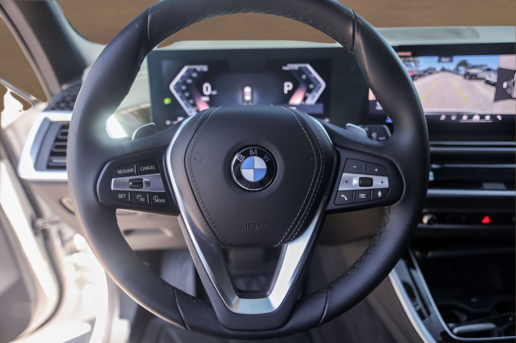 Used 2026 BMW X5 sDrive40i w/ Parking Assistance Package RWD image 12