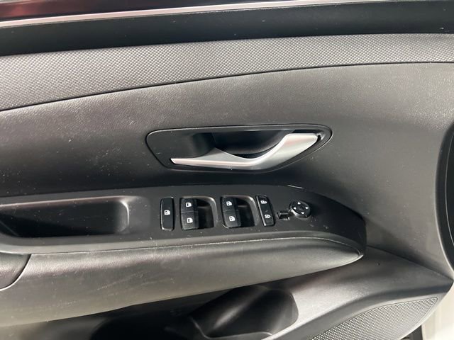 Used 2023 Hyundai Santa Cruz SEL image 16