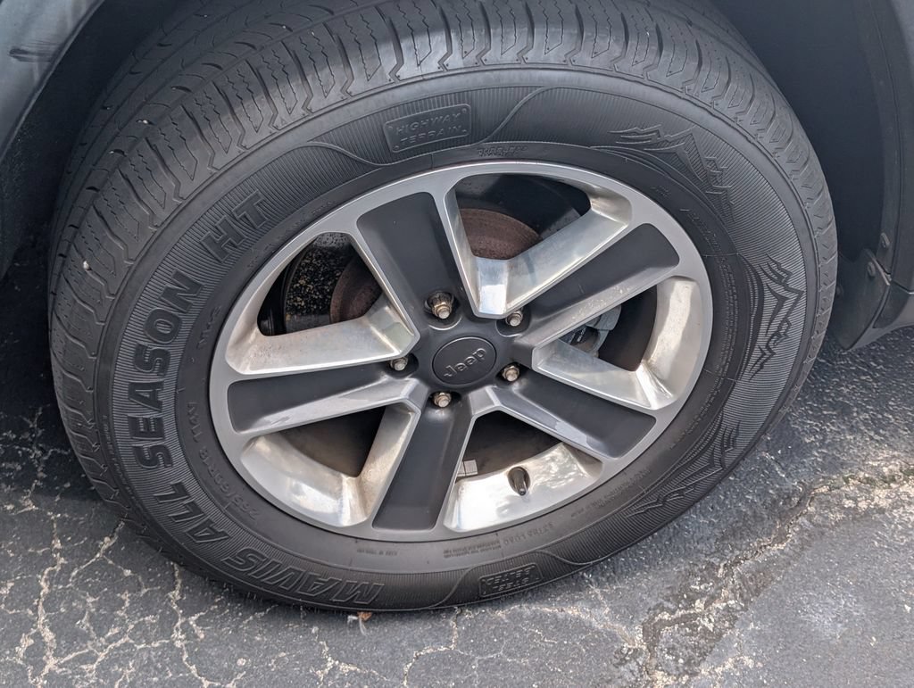 Used 2014 Jeep Grand Cherokee Limited w/ Luxury Group II RWD image 11