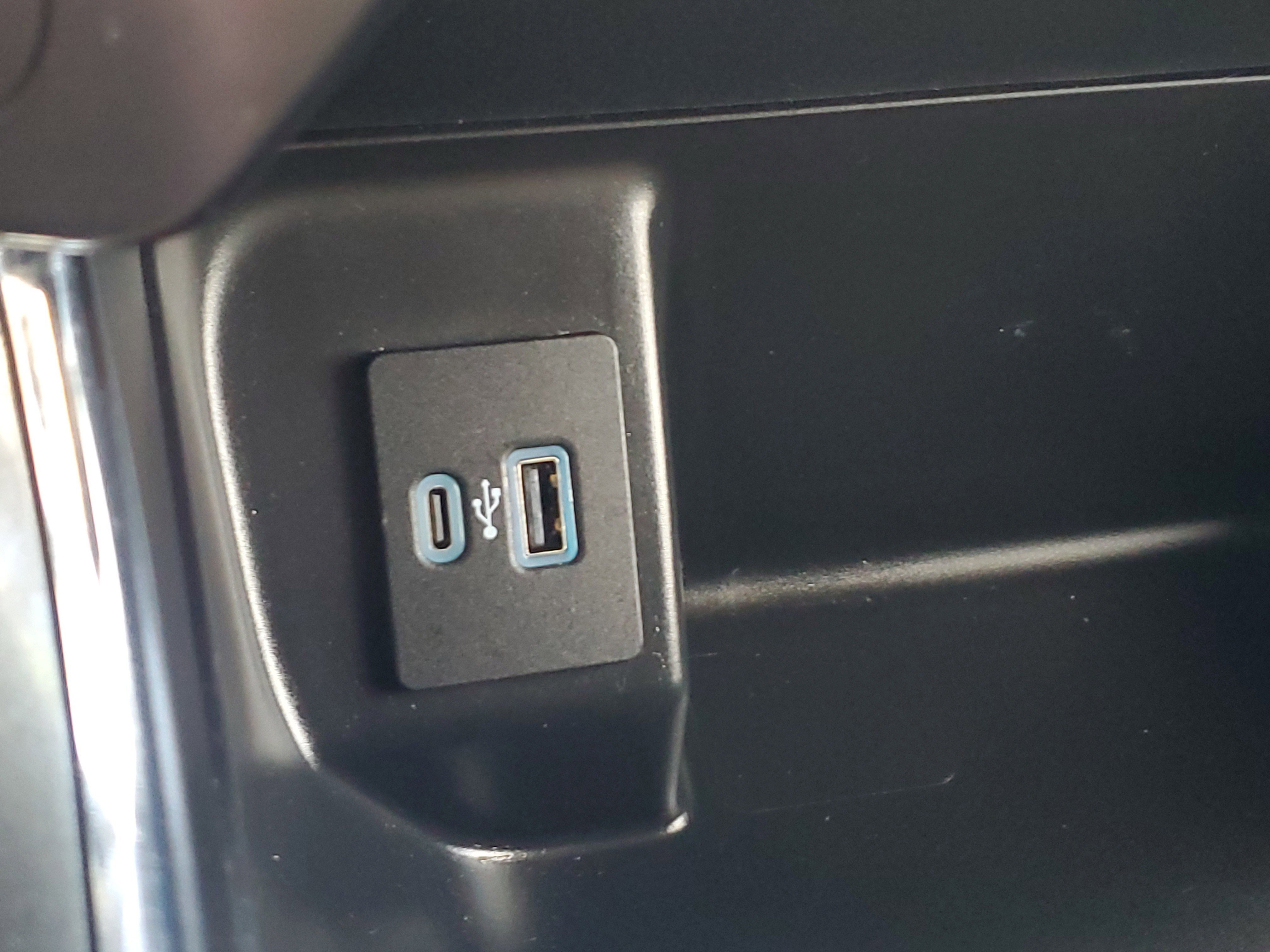 Used 2023 Ford F150 XLT w/ Equipment Group 302A High image 10