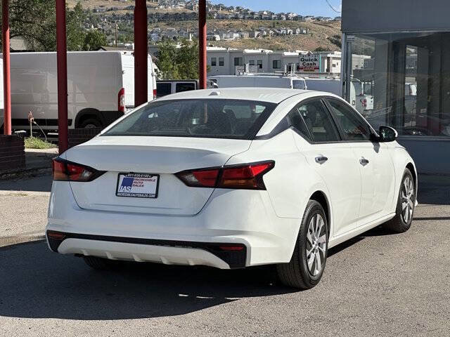 Used 2020 Nissan Altima 2.5 S image 4