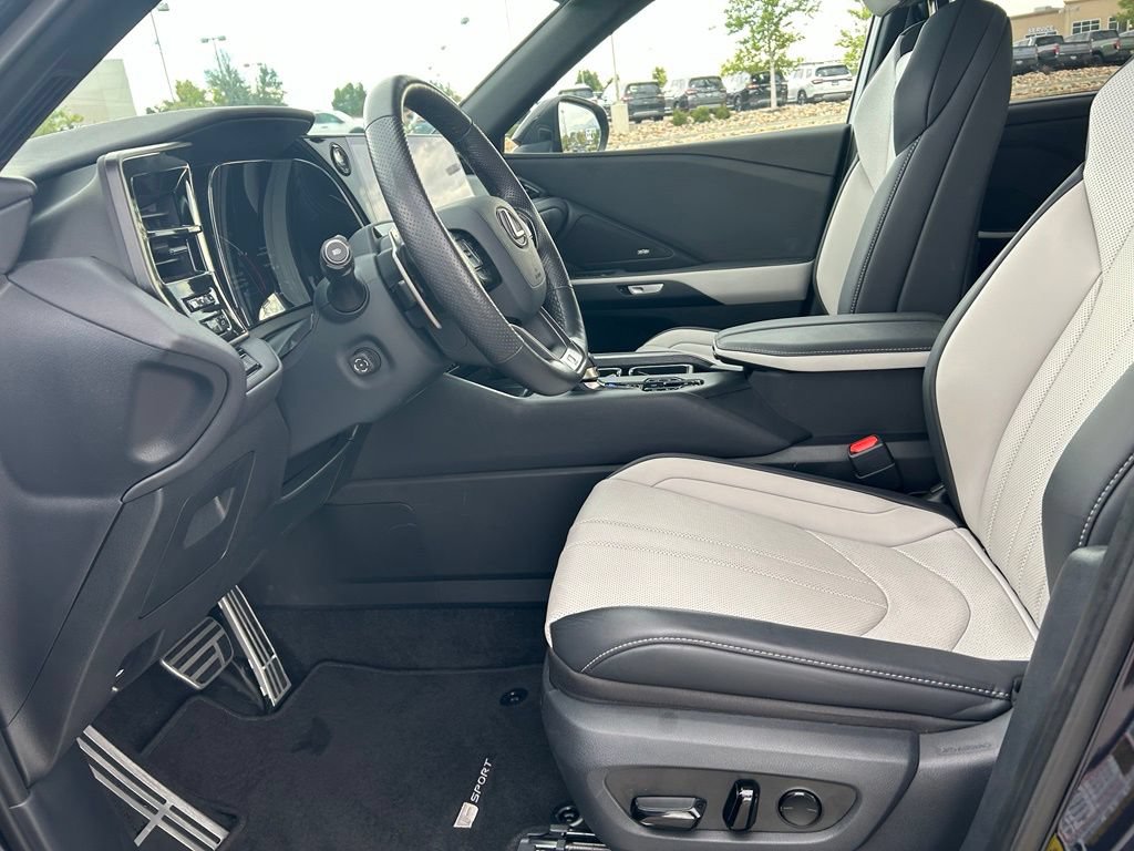 Used 2025 Lexus TX 350 AWD w/ Technology Package image 25