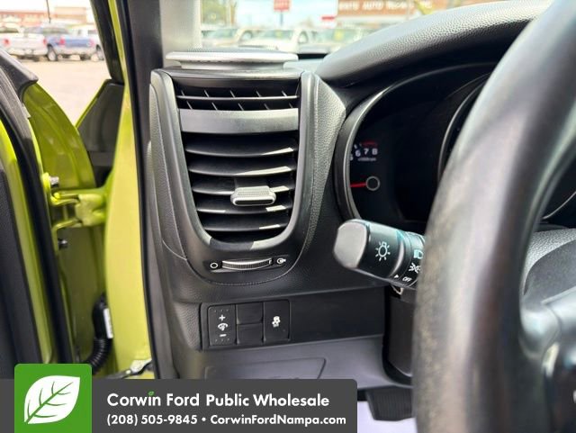 Used 2016 Kia Soul FWD image 14