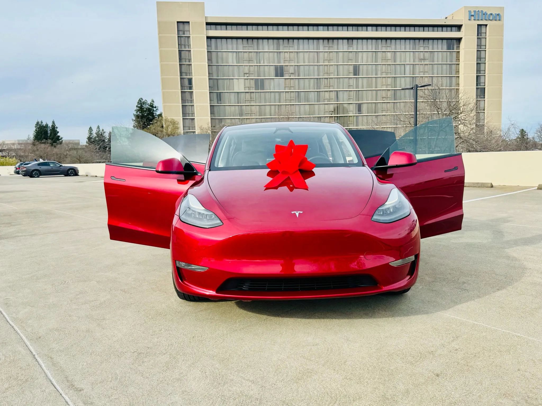 Used 2024 Tesla Model Y Performance image 34