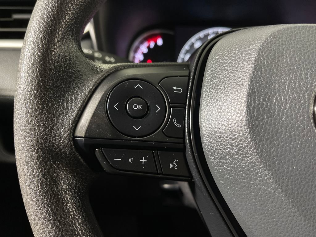 Certified 2025 Toyota RAV4 XLE FWD image 26