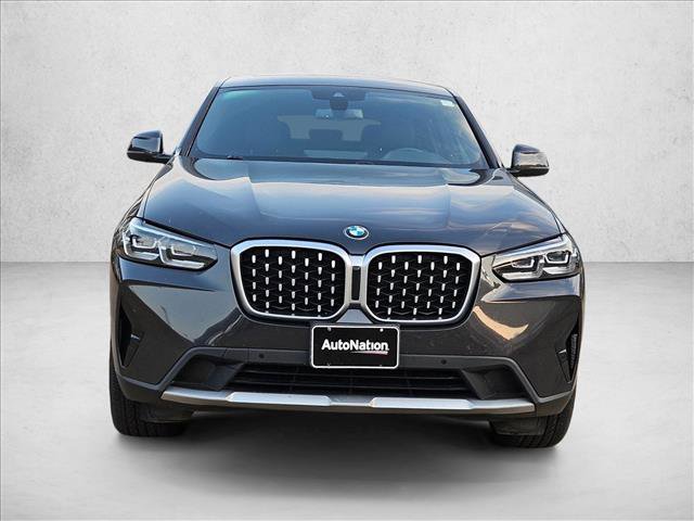 Used 2022 BMW X4 xDrive30i w/ Premium Package 2 AWD/4WD video 2