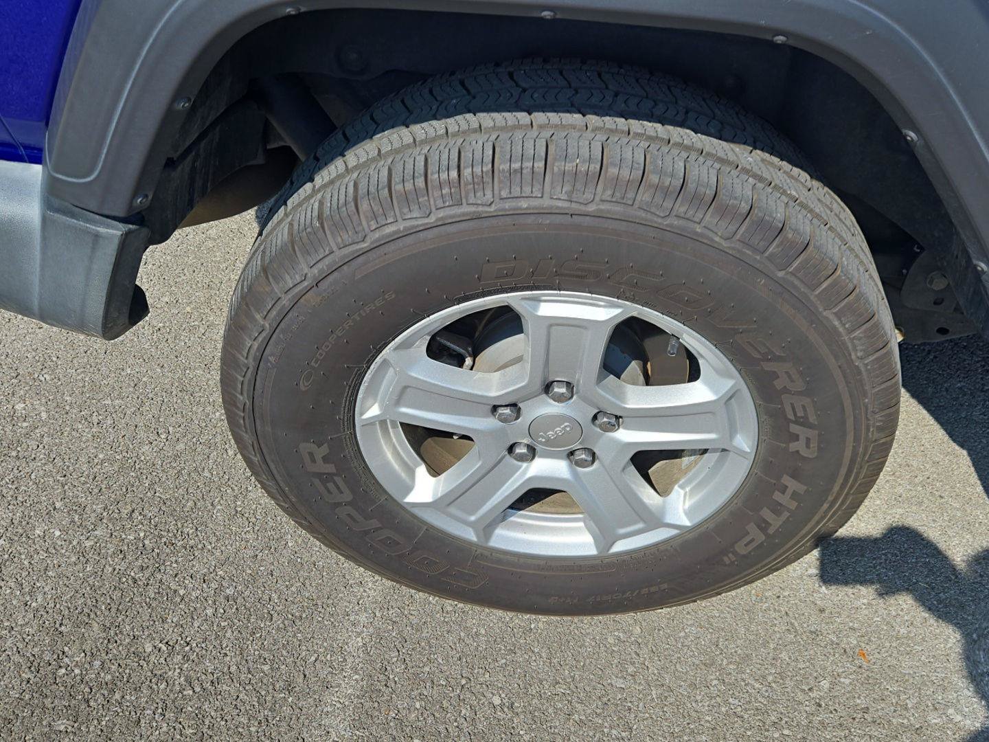 Used 2018 Jeep Wrangler Unlimited Sport S AWD/4WD image 10
