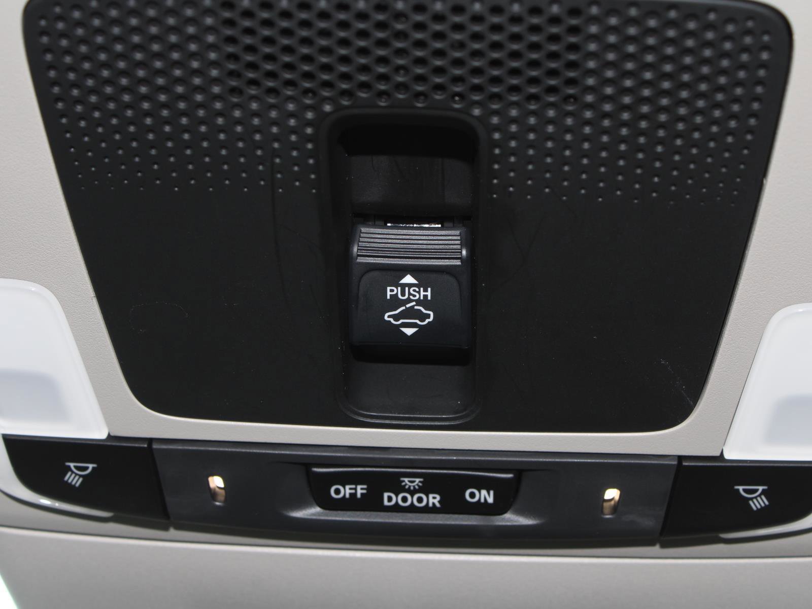 Used 2026 Honda CR-V EX image 12